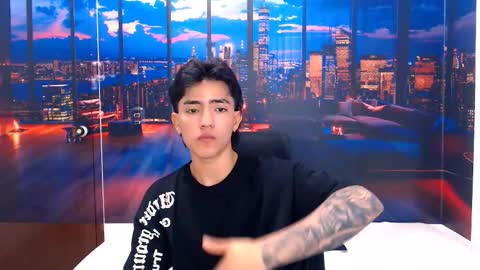 Snapshot of romeomillerr chatting on 10.20.25 Romeo online show from 10.20.25