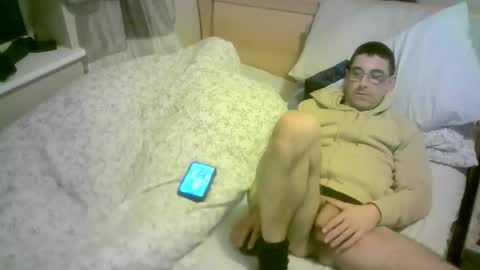 Snapshot of romson998181 chatting on 02.02.26 romson998181 online show from 02.02.26