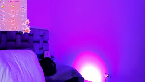 Romy Vega online show from 12.28.24