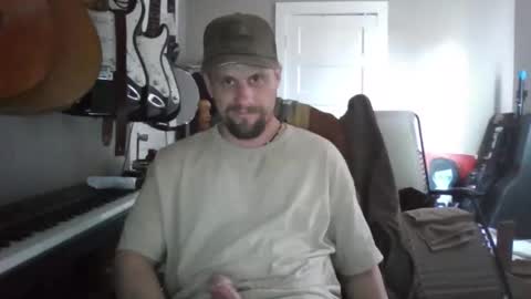 Snapshot of ronniejohnston13 chatting on 04.17.26 ronniejohnston13 online show from 04.17.26