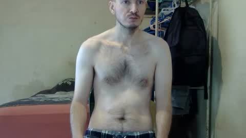 Snapshot of ronniemaster chatting on 10.05.25 ronniemaster online show from 10.05.25