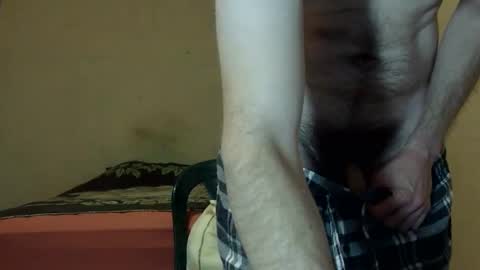 Snapshot of ronniemaster chatting on 10.31.25 ronniemaster online show from 10.31.25