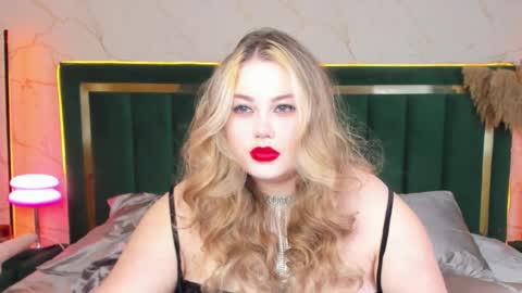 Snapshot of rosa1ia chatting on 02.07.26 Chloe online show from 02.07.26