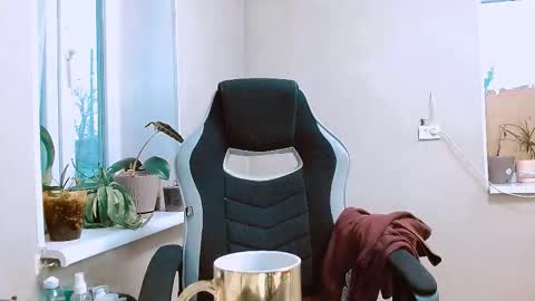 Snapshot of rosa843850 chatting on 11.02.25 rosa843850 online show from 11.02.25