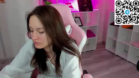 Viola online show from 03.18.26