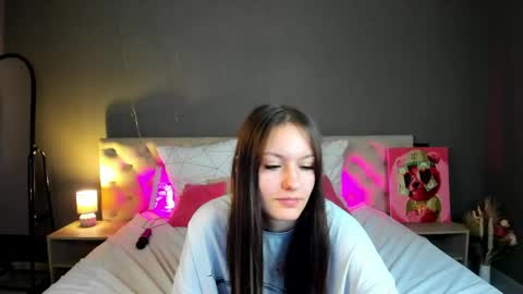 Snapshot of rosa_vaughn chatting on 05.20.26 Viola online show from 05.20.26