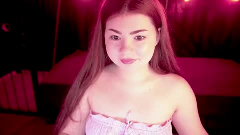 Snapshot of rosaamour chatting on 06.18.26 rosaamour online show from 06.18.26