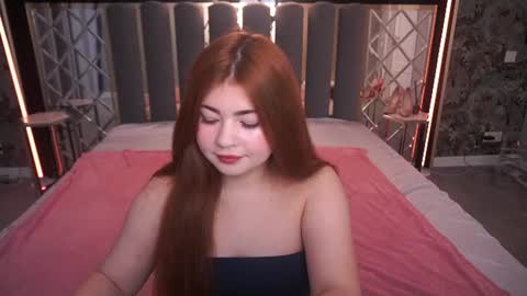 Snapshot of rosaamour chatting on 06.30.26 rosaamour online show from 06.30.26