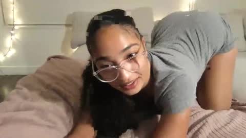 Snapshot of rosalinatoosexy chatting on 11.08.25 Rosalina online show from 11.08.25