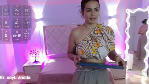 Snapshot of rosalind_tay chatting on 03.06.26 ROSALIN online show from 03.06.26