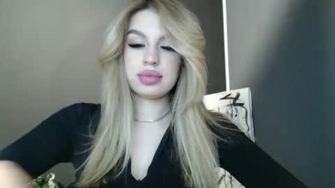 Rosalina online show from 03.19.26