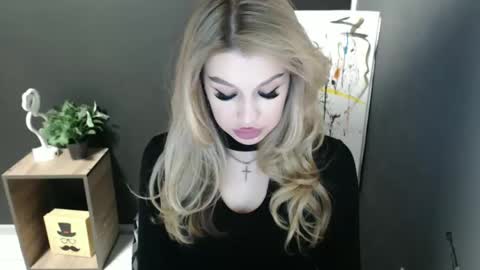 Rosalina online show from 05.16.26