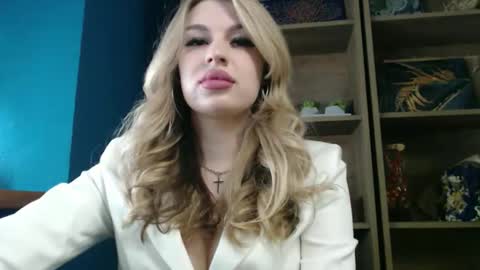 Rosalina online show from 05.19.26