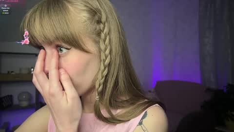 RoosaMoore online show from 04.25.26
