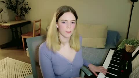 rose77782 online show from 04.28.26