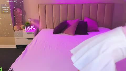 Kimberlly online show from 06.10.26
