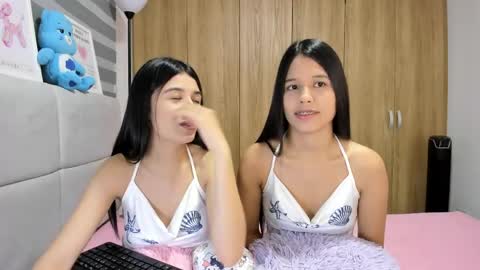 Rose y Miah online show from 04.22.26