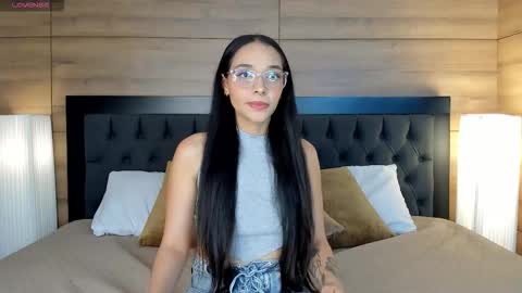 roseaurora online show from 03.15.26