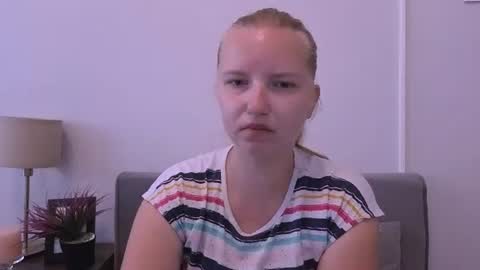 Snapshot of rosehypnotic chatting on 06.30.26 Rose online show from 06.30.26