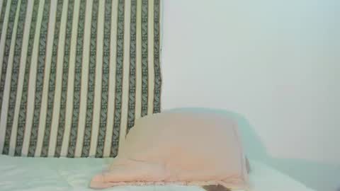 Snapshot of roselyn_caprice chatting on 06.29.26 roselyn online show from 06.29.26