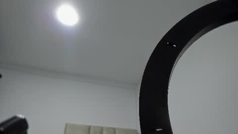 Snapshot of roselyn_caprice chatting on 08.03.26 roselyn online show from 08.03.26