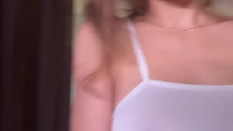 Roselyn  online show from 06.13.26