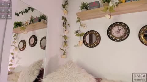 Snapshot of rosemary_rain chatting on 01.25.25 Stephani online show from 01.25.25