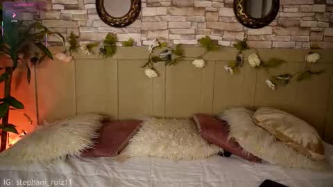 Snapshot of rosemary_rain chatting on 12.18.25 Stephani online show from 12.18.25