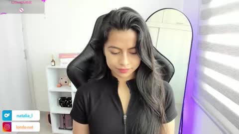 Snapshot of roseparis chatting on 11.30.25 Nat online show from 11.30.25