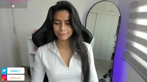 Snapshot of roseparis chatting on 12.02.25 Nat online show from 12.02.25