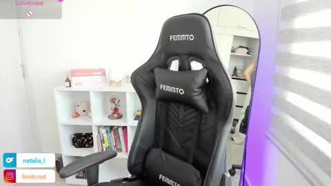 Snapshot of roseparis chatting on 12.03.25 Nat online show from 12.03.25