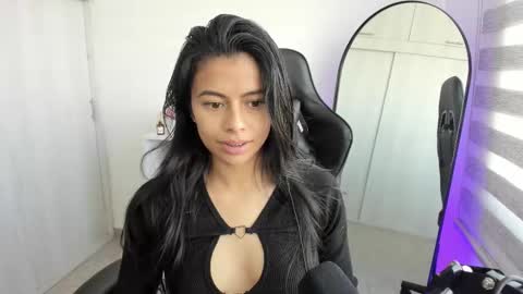 Snapshot of roseparis chatting on 01.11.26 Nat online show from 01.11.26