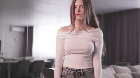 Snapshot of rosettamaignan chatting on 02.08.26 Rose online show from 02.08.26