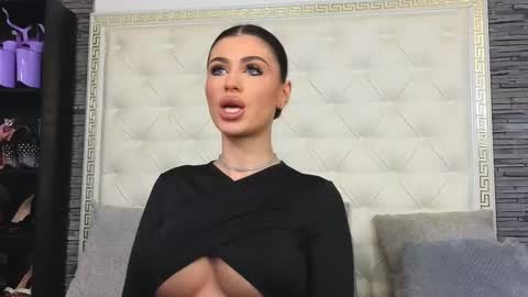 Gabriela online show from 01.10.26