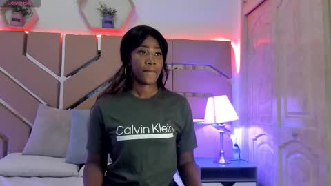 Snapshot of rosi_cooper chatting on 01.06.26 rosi_cooper online show from 01.06.26