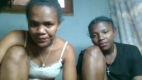 rosia22 online show from 10.30.25