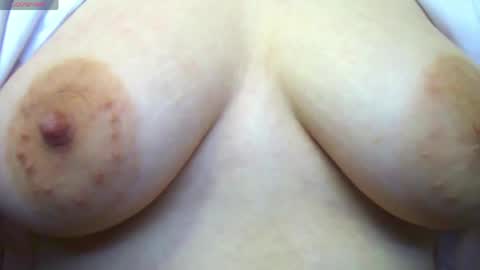 Snapshot of rosienana chatting on 05.28.26 RosieNana online show from 05.28.26
