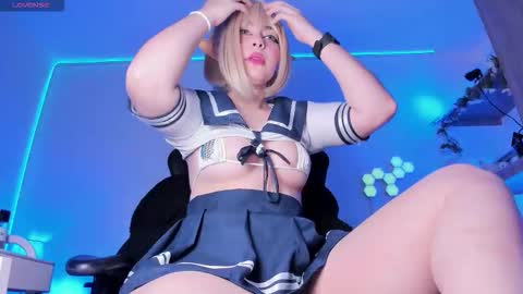 Snapshot of rositafresita01 chatting on 11.13.25 rositafresita01 online show from 11.13.25