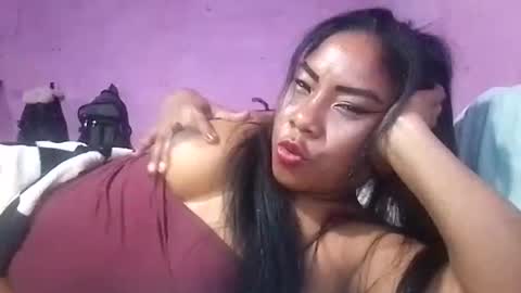 Snapshot of rosmerynava chatting on 12.28.24 rosmerynavarro online show from 12.28.24