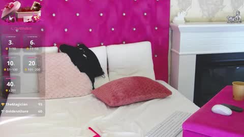 Snapshot of rossalia333 chatting on 03.04.25 Rossalia online show from 03.04.25