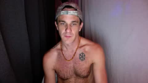 Snapshot of rosscollab chatting on 11.25.25 RossCollab online show from 11.25.25