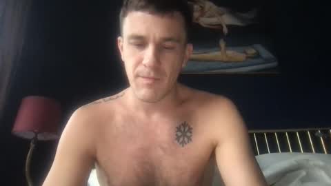 Snapshot of rosscollab chatting on 12.13.25 RossCollab online show from 12.13.25