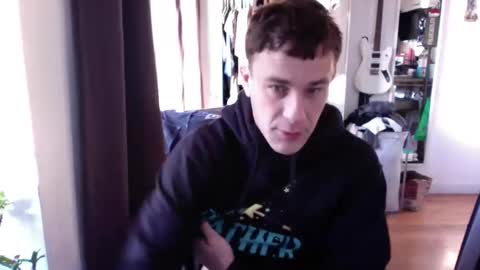 Snapshot of rosscollab chatting on 12.16.25 RossCollab online show from 12.16.25