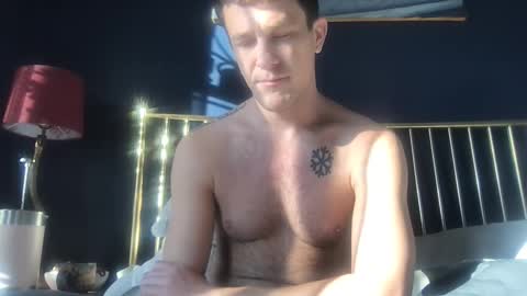 Snapshot of rosscollab chatting on 01.08.26 RossCollab online show from 01.08.26