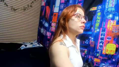 Snapshot of rosse_25 chatting on 02.18.25 Would you like to help me with supplementation and sports suits so I can compete in powerlifting online show from 02.18.25