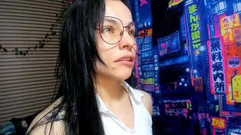 Snapshot of rosse_25 chatting on 03.09.25 Would you like to help me with supplementation and sports suits so I can compete in powerlifting online show from 03.09.25