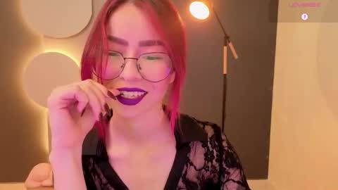 Miss Rosse online show from 11.18.25