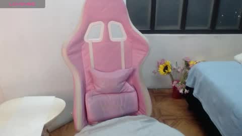Snapshot of rosse_meyer chatting on 02.08.25 MY NAME IS ROSSE online show from 02.08.25