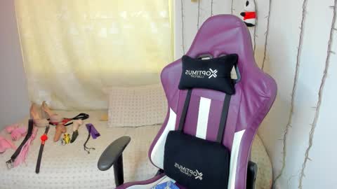 Snapshot of rossedemond30 chatting on 03.19.26 ROSSE DEMOND online show from 03.19.26