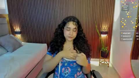 Snapshot of rossie_lanie_ chatting on 03.28.26 rossie_lanie_ online show from 03.28.26